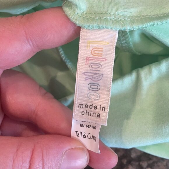 TC NWOT LuLaRoe Leggings C02 5204 - Picture 3 of 3